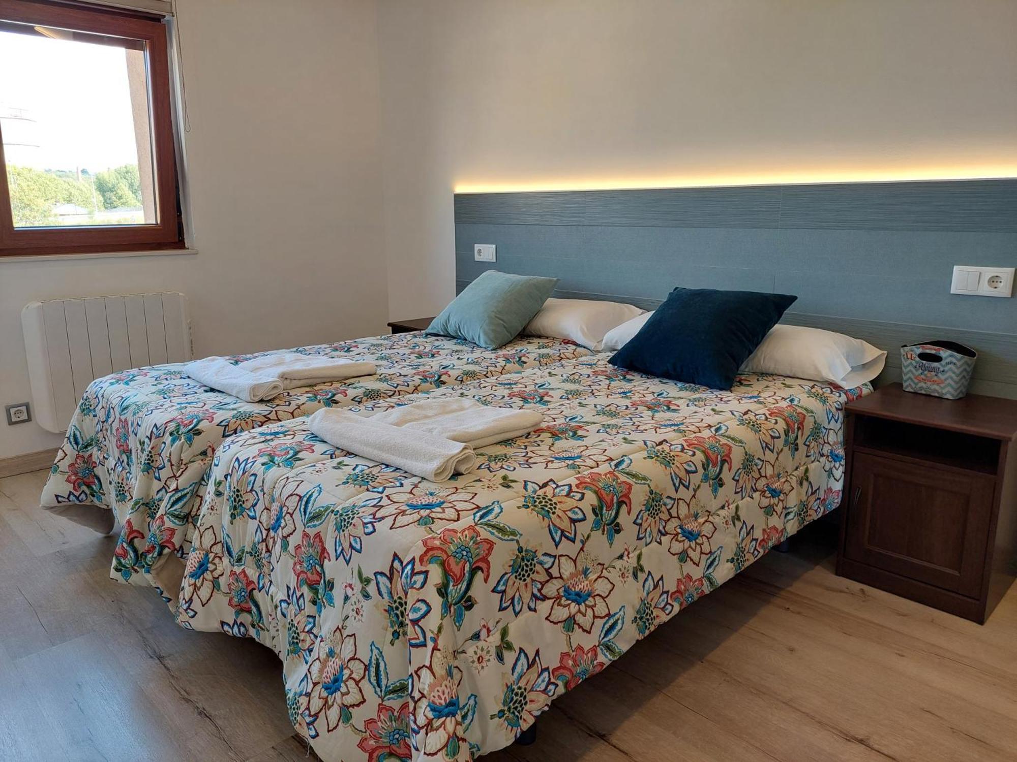 Apartamentos La Tata Avilés Екстериор снимка